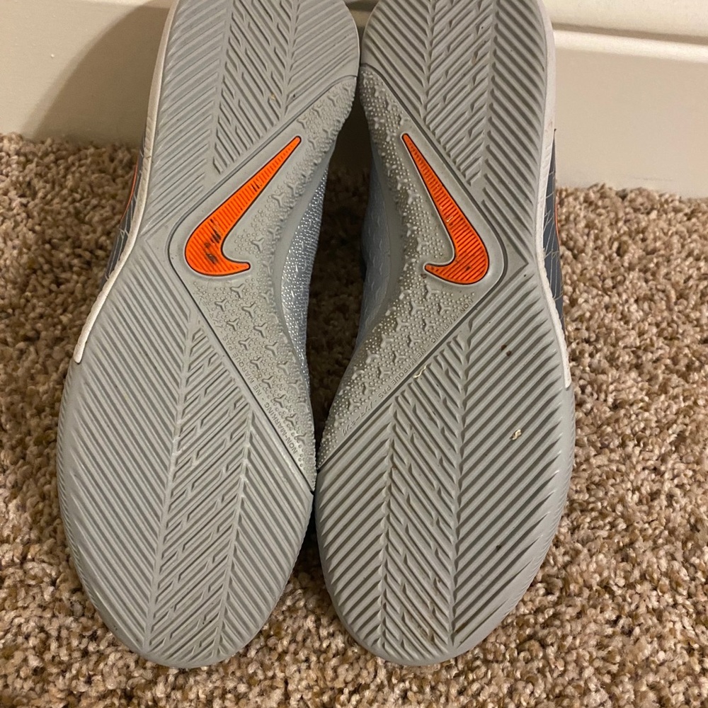 W Nike Phatom - image 4